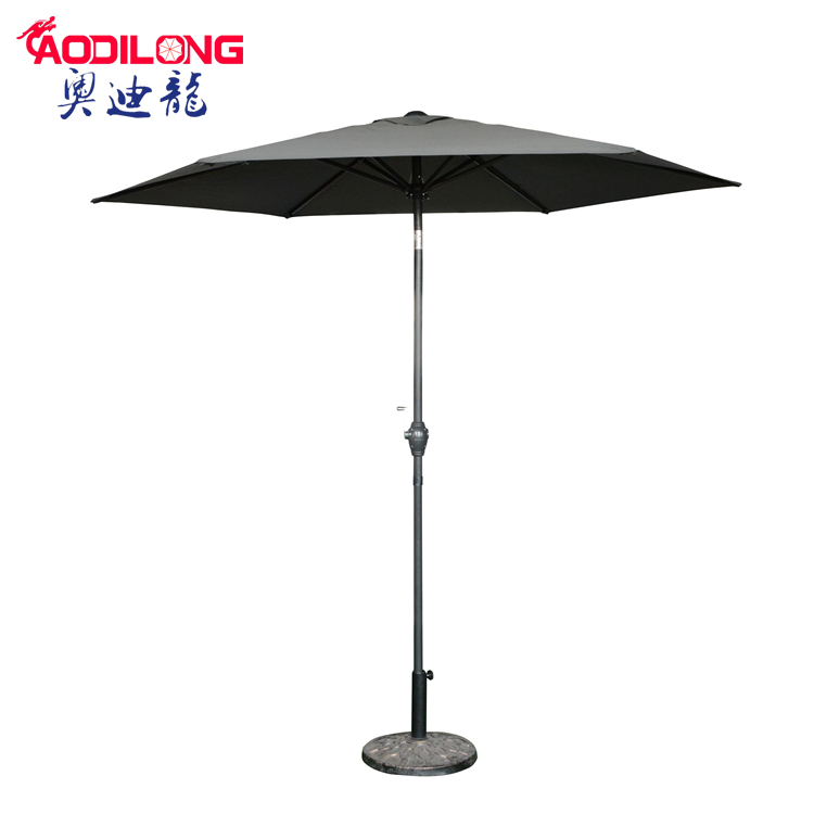 2.5M GARDEN UMBRELLA WITH CRANK AND TILT